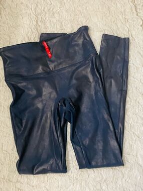 SPANX Faux Leather Leggings in Black with Red Tag